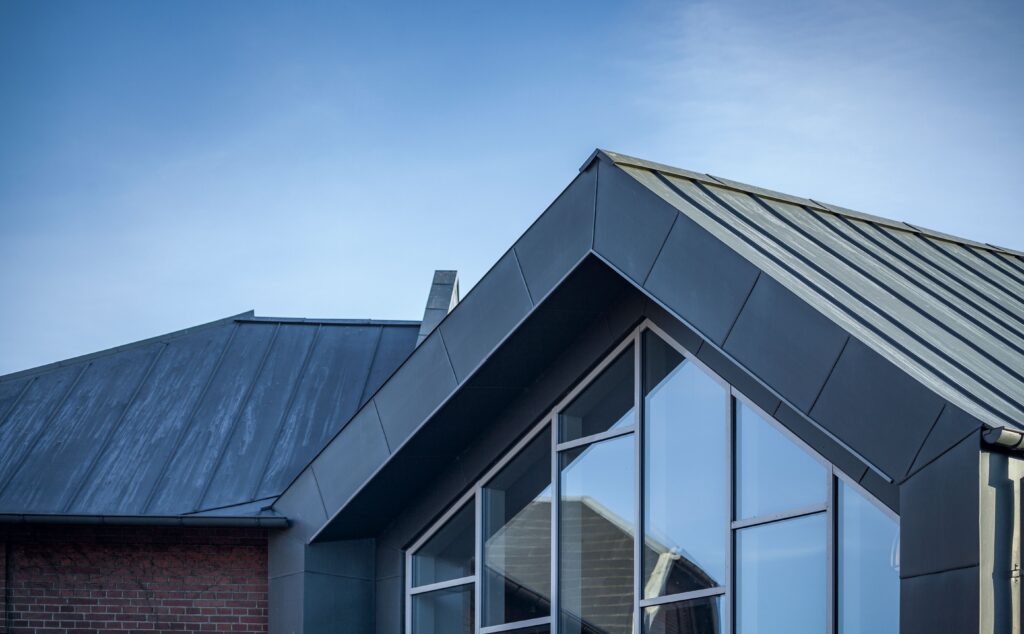 What to Expect: Metal Roof Costs and Factors in Kitsap