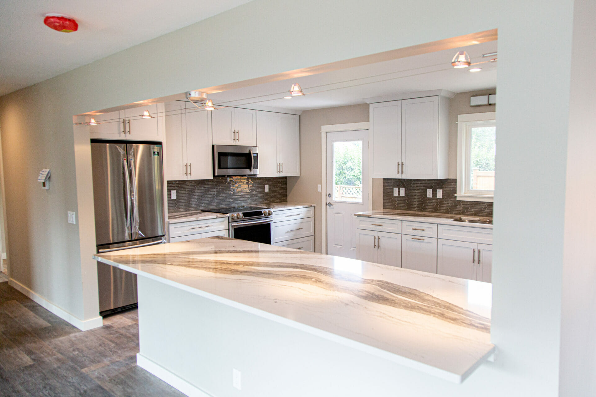 Kitchen image2