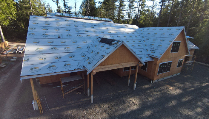 New Roofing Underlayment vs. Tar Paper: An Issaquah Contractor’s Perspective