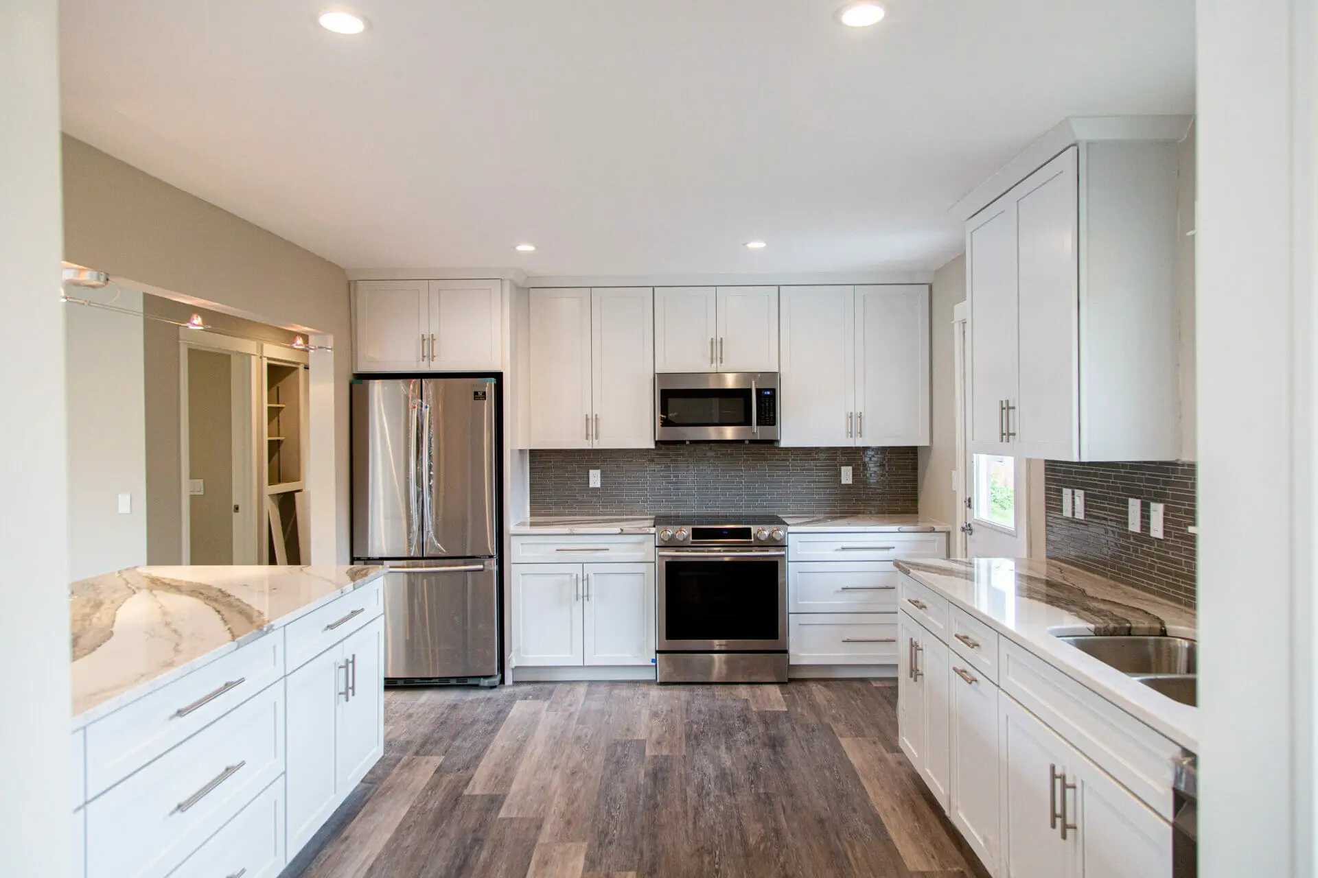 Kitchen image1