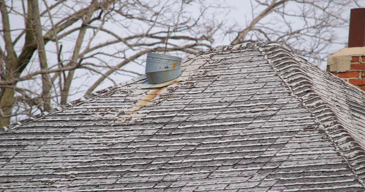 Old Roofs Decrease Your Home’s Value and Resale Price in the Pacific Northwest because how your roof looks impacts the perceived value and stability of your home.