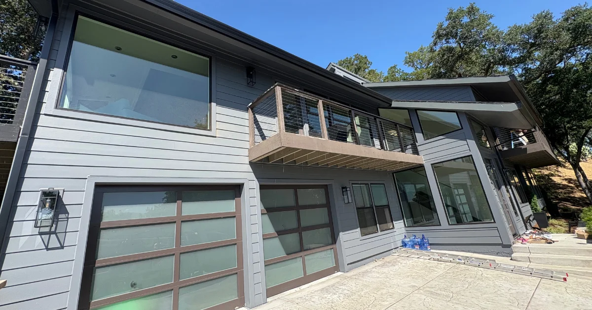 Seattle Siding Options for Wet Climates Fiber Cement vs. LP SmartSide vs. Composite (1)